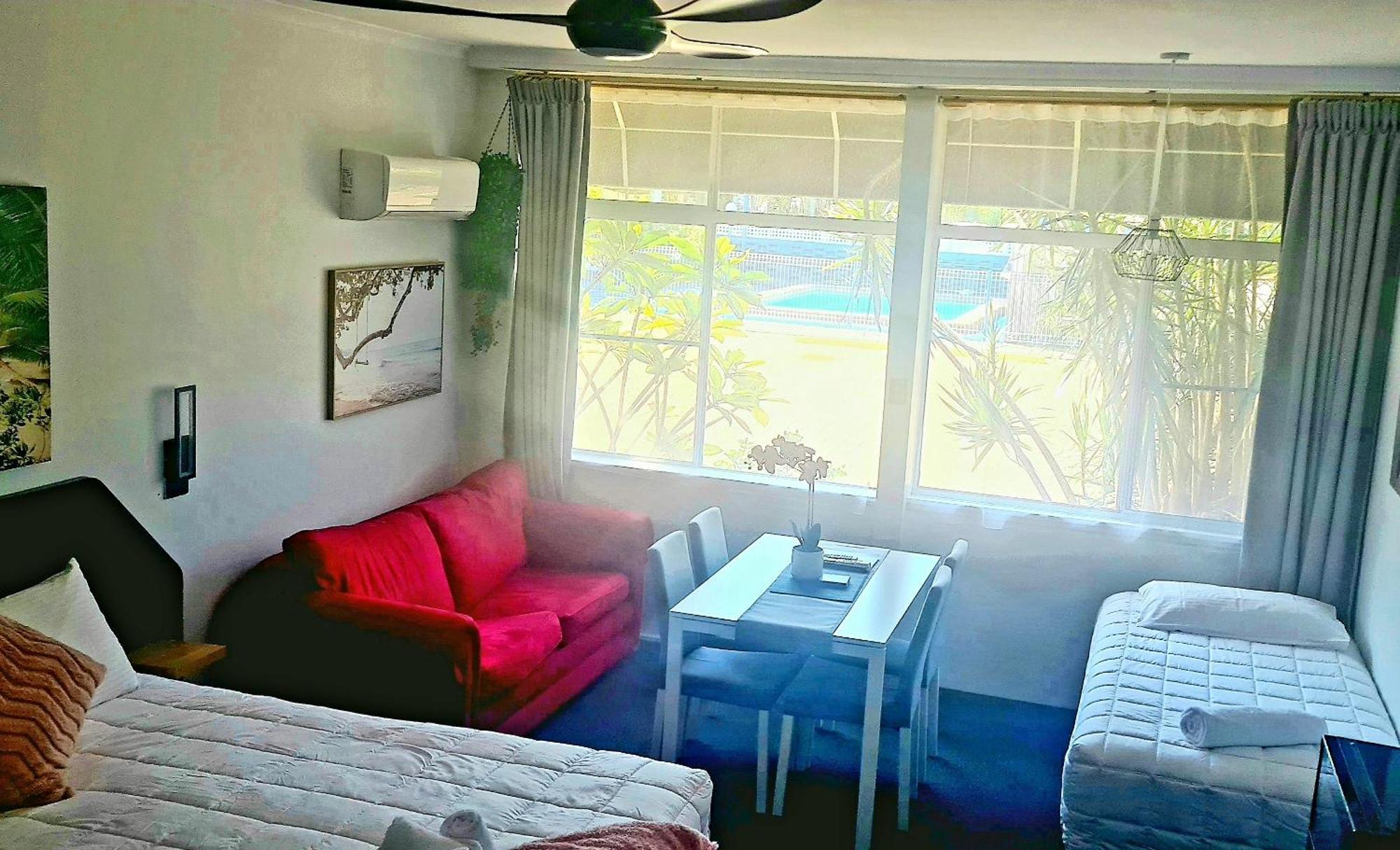 Golden Sands Motor Inn Forster Exteriör bild