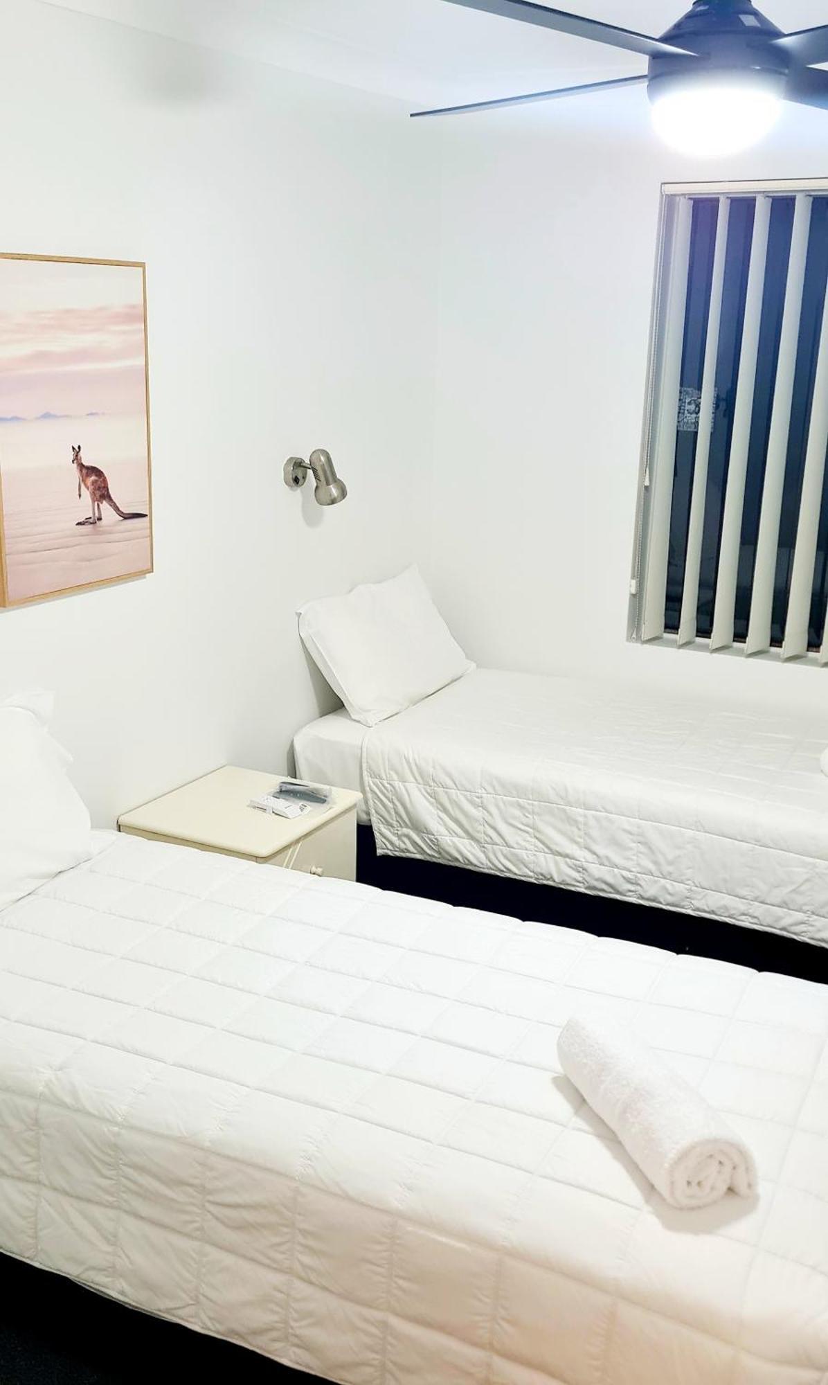 Golden Sands Motor Inn Forster Exteriör bild