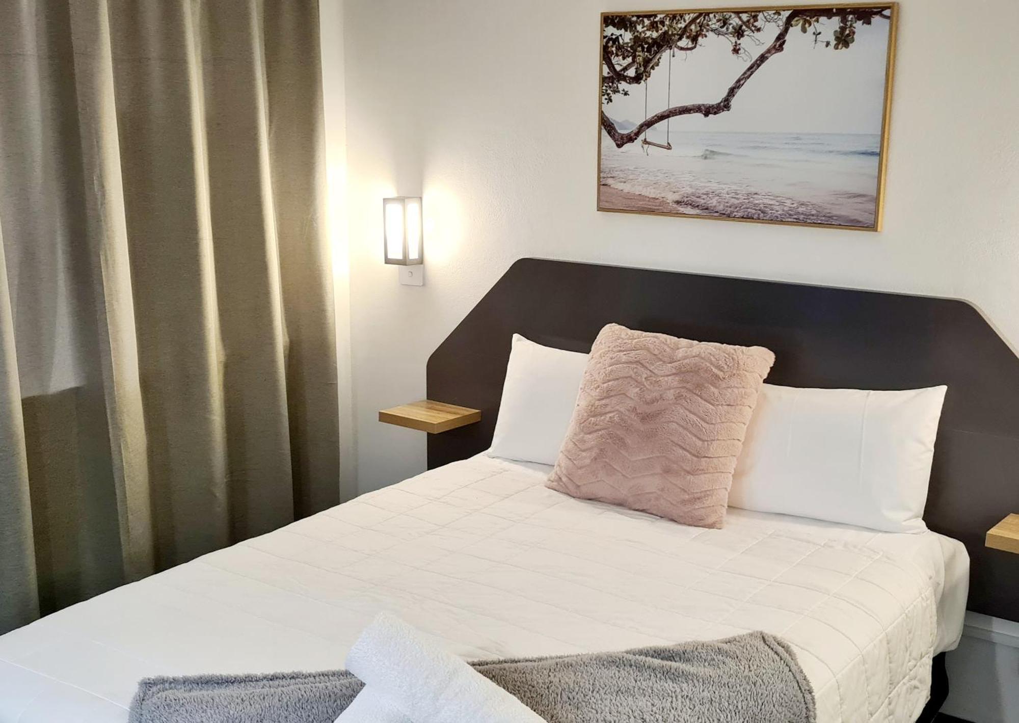 Golden Sands Motor Inn Forster Exteriör bild